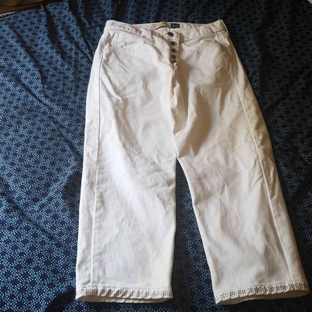 White denim pants w/rhinestones